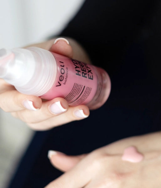 Serum do twarzy Hydra Recovery Expert z kwasem hialuronowym 15% - Veoli 30ml